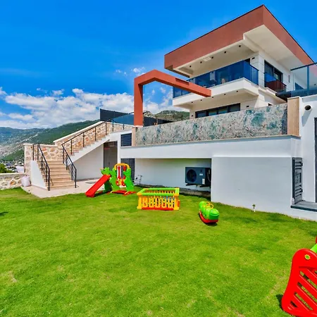 Villa Newcastle In Kalkan, Antalya *